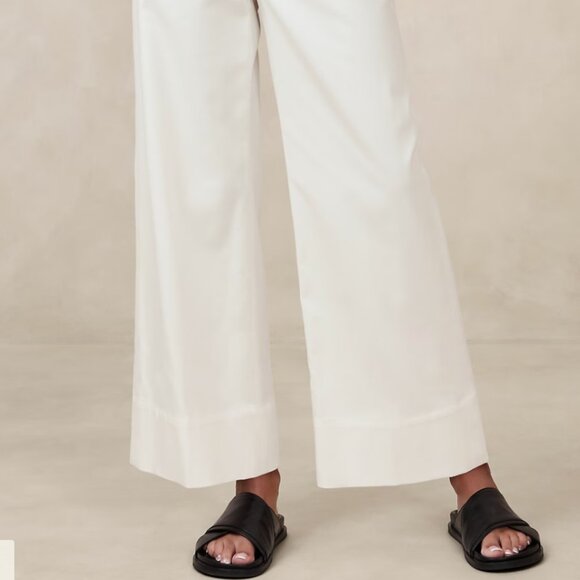 Oceanside Wide-Leg Cropped Pant - Picture 2 of 8
